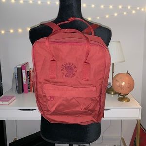 Fjall Raven Kanken backpack (red)— recycled